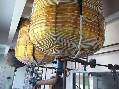 Aquecimento por indução para reatores químicos