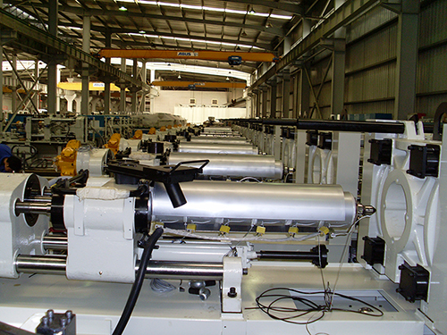 Aquecimento por indução para equipamentos de processamento de plástico