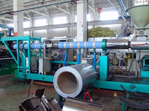 Aquecimento por indução para equipamentos de processamento de plástico