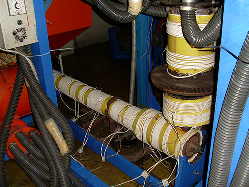 Aquecimento por indução para equipamentos de processamento de plástico