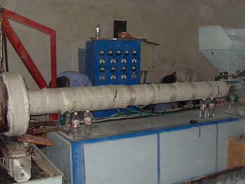Aquecimento por indução para equipamentos de processamento de plástico